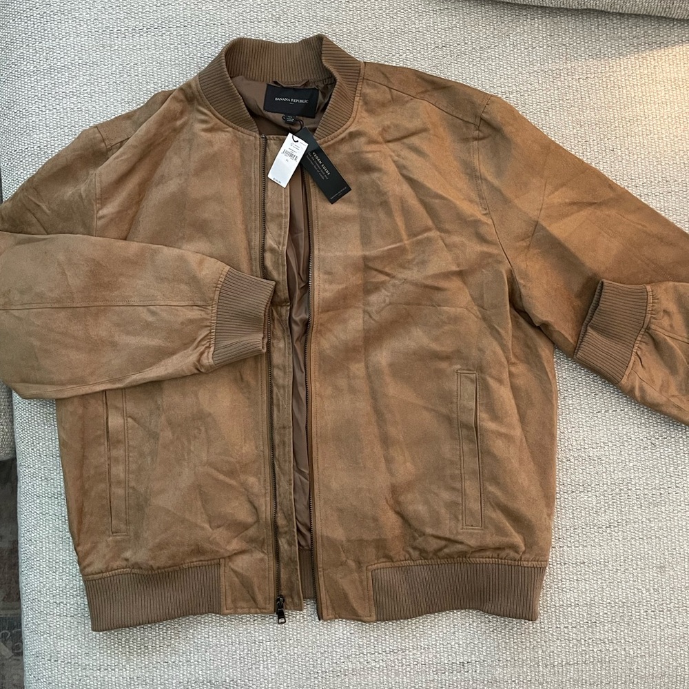 Banana Republic Men’s Vegan Suede bomber jacket, size XL, NWT